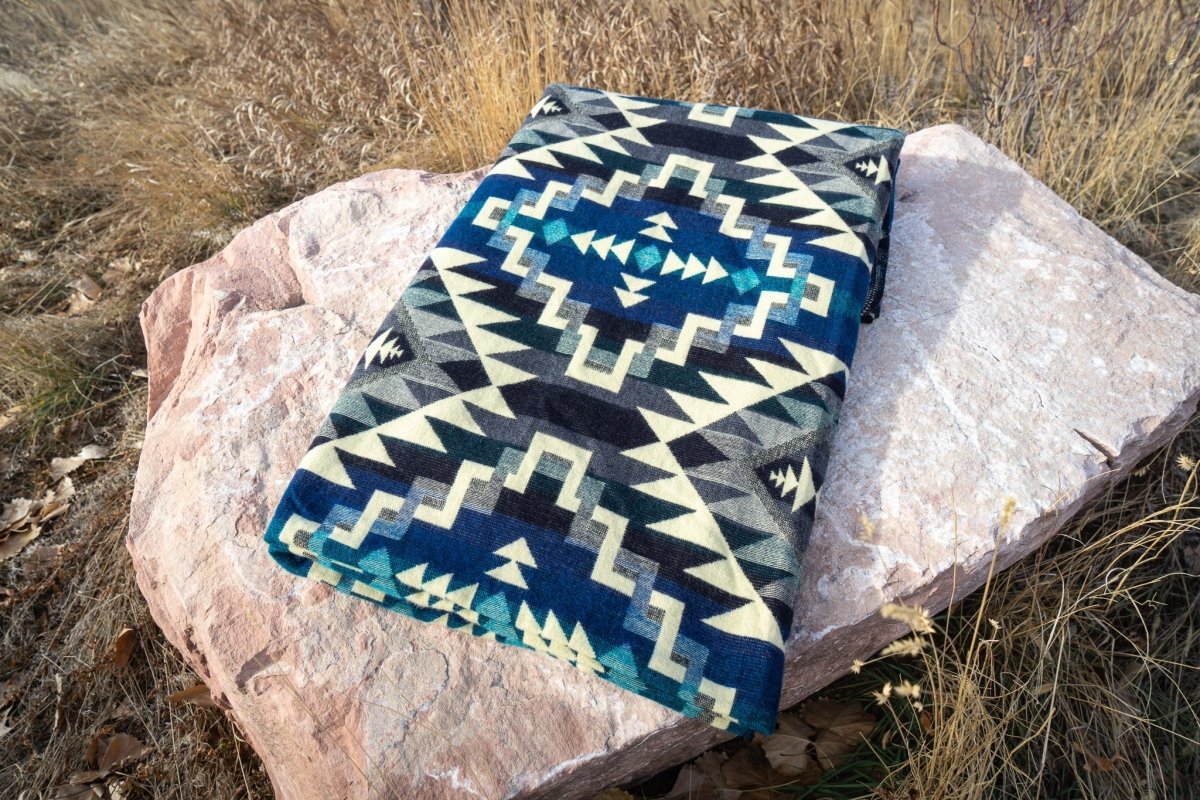 Alpaca Threadz Handmade Alpaca Wool Blanket - Blue Chakana | Queen Size
