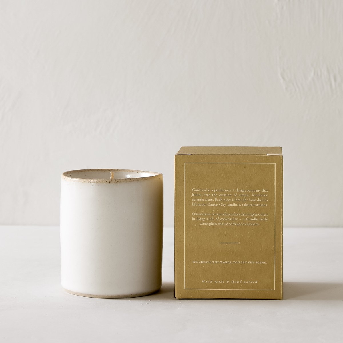 CONVIVIAL Anjou Pear | 7 oz Candle - lily & onyx