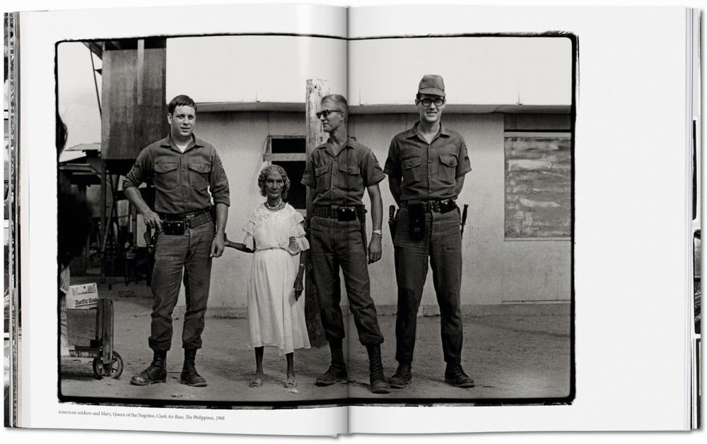 TASCHEN Annie Leibovitz. The Early Years. 1970–1983 (German, French, English) - lily & onyx