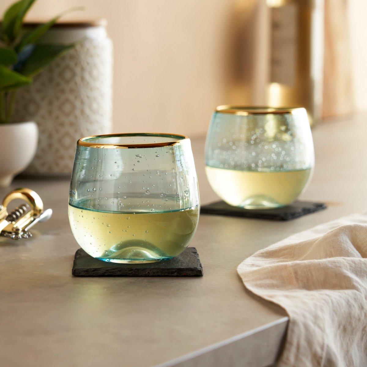 Twine Living Aqua Bubble Stemless Wine Glass Set - lily & onyx