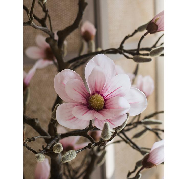 
                      
                        RusticReach Artificial Silk Pink Magnolia Tree In Pot - lily & onyx
                      
                    