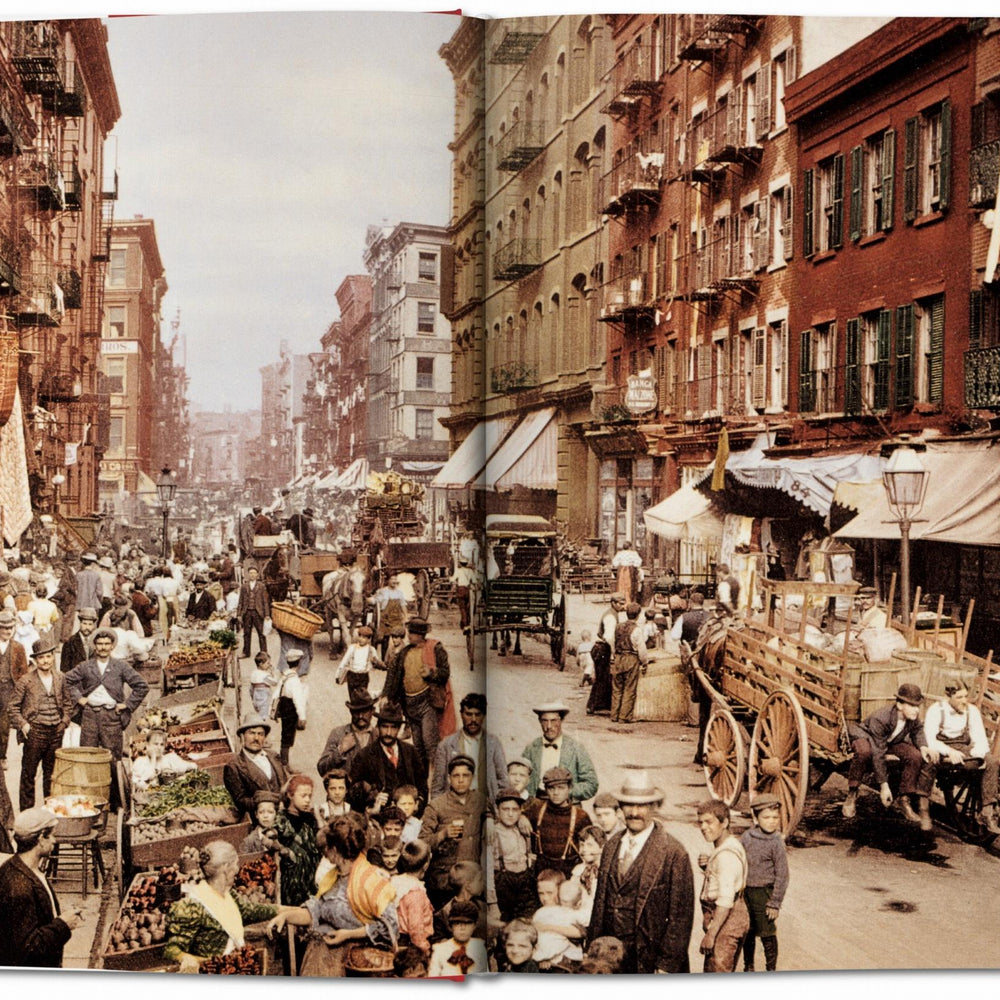 
                      
                        New York. Portrait of a City (German, French, English)
                      
                    