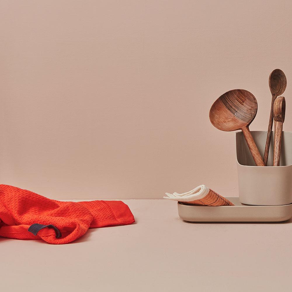 
                      
                        EKOBO Bamboo Sink Caddy Organizer - Smoke - lily & onyx
                      
                    