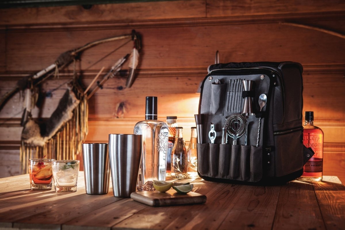 Picnic Time Family of Brands Bar - Backpack Portable Cocktail Set - lily & onyx