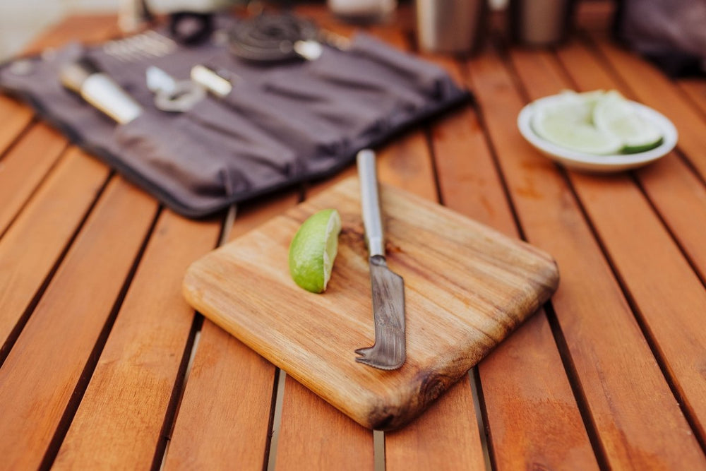 
                      
                        Picnic Time Family of Brands Bar - Backpack Portable Cocktail Set - lily & onyx
                      
                    