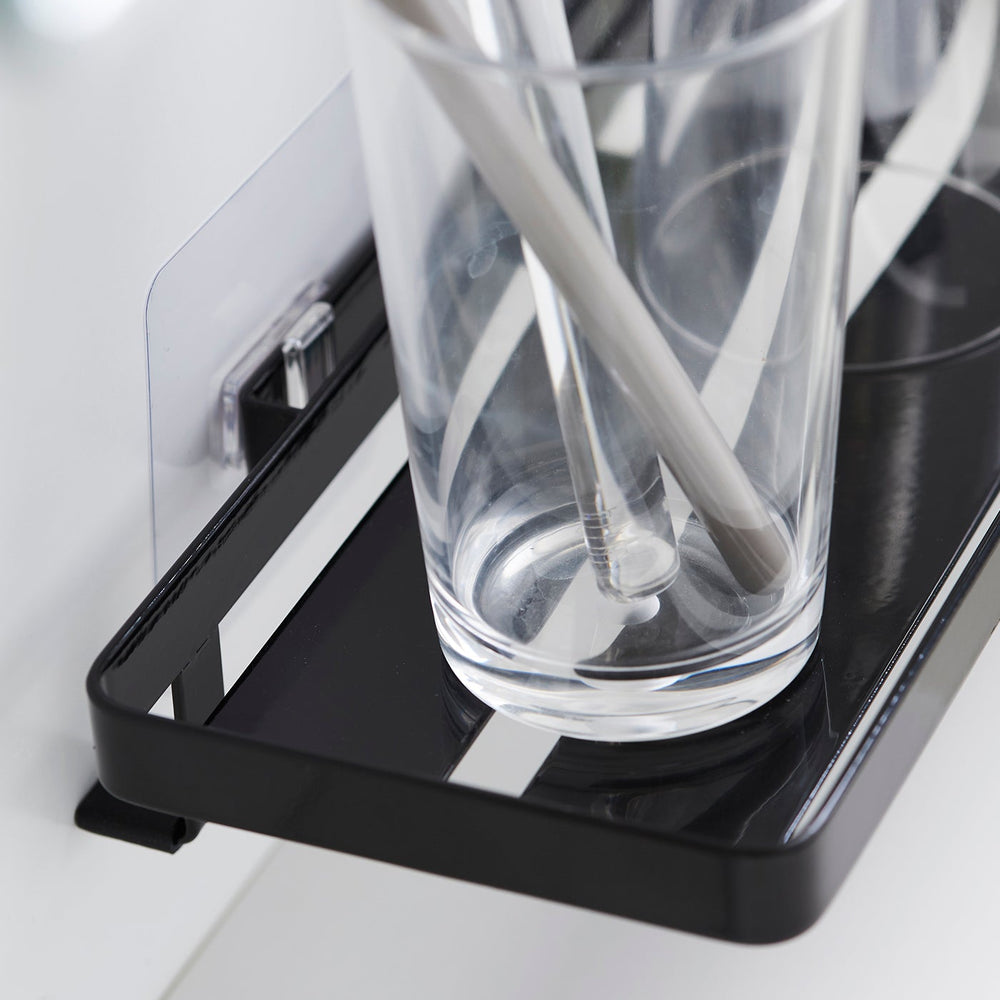 
                      
                        Traceless Adhesive Steel Floating Tray
                      
                    