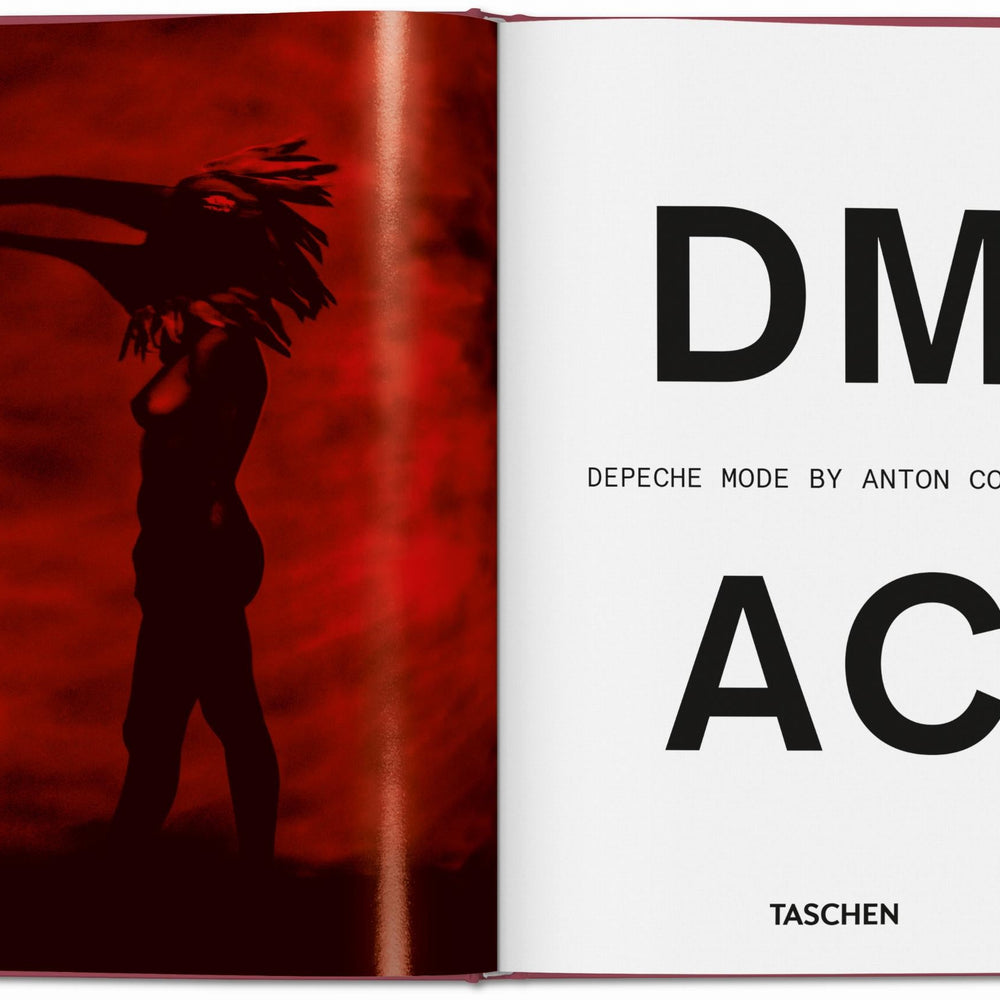 Depeche Mode by Anton Corbijn (English)