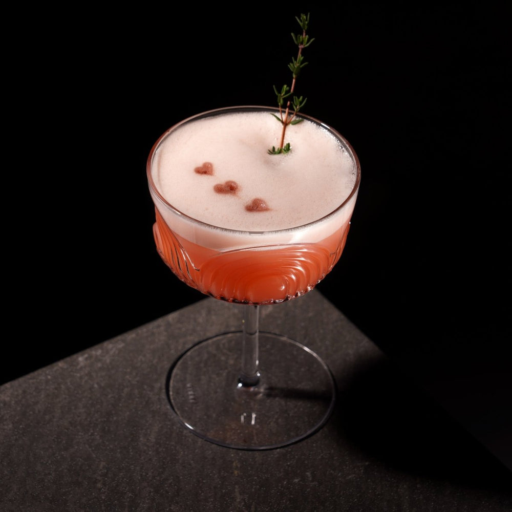 
                      
                        Viski Beau Crystal Cocktail Coupes - lily & onyx
                      
                    