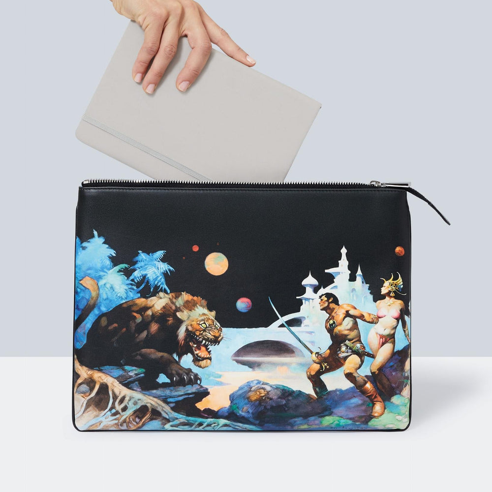 TASCHEN Pouch | Frank Frazetta