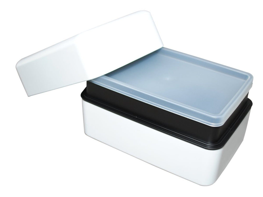 
                      
                        TAKENAKA Bento Box Nibble - lily & onyx
                      
                    