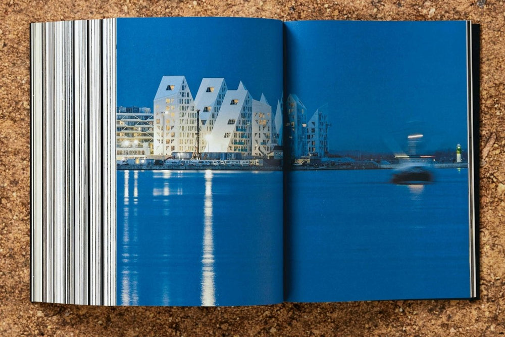 
                      
                        TASCHEN Bjarne Mastenbroek. Dig it! Building Bound to the Ground (English)
                      
                    