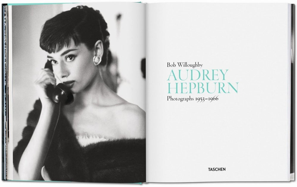 
                      
                        TASCHEN Bob Willoughby. Audrey Hepburn. Photographs 1953–1966 (German, French, English) - lily & onyx
                      
                    