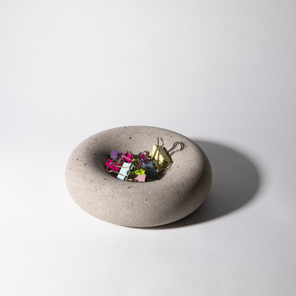 
                      
                        Pretti.Cool Bubble Catch All (Small) | Natural Terrazzo - lily & onyx
                      
                    