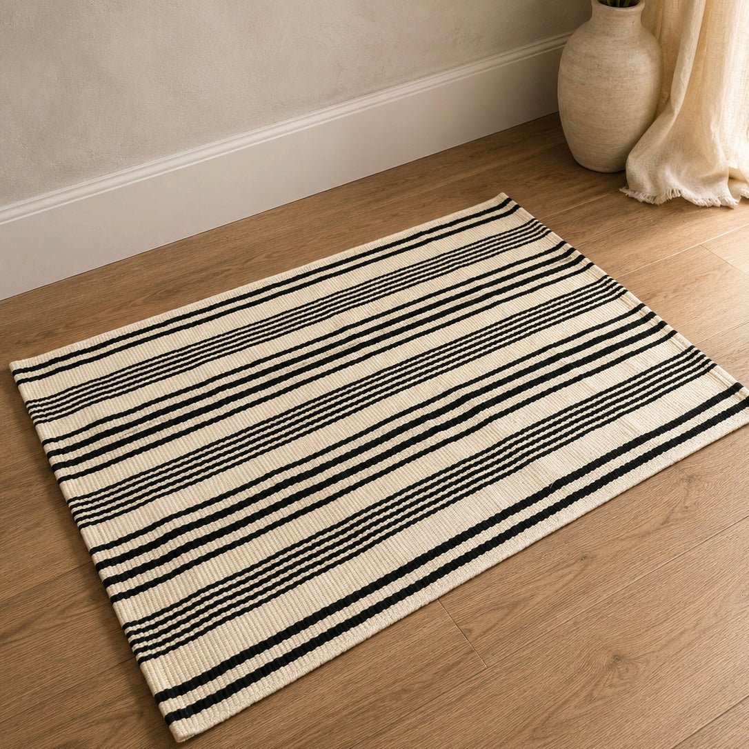 Busa Designs Amara Cream & Black Striped Accent Rug, 2x3'