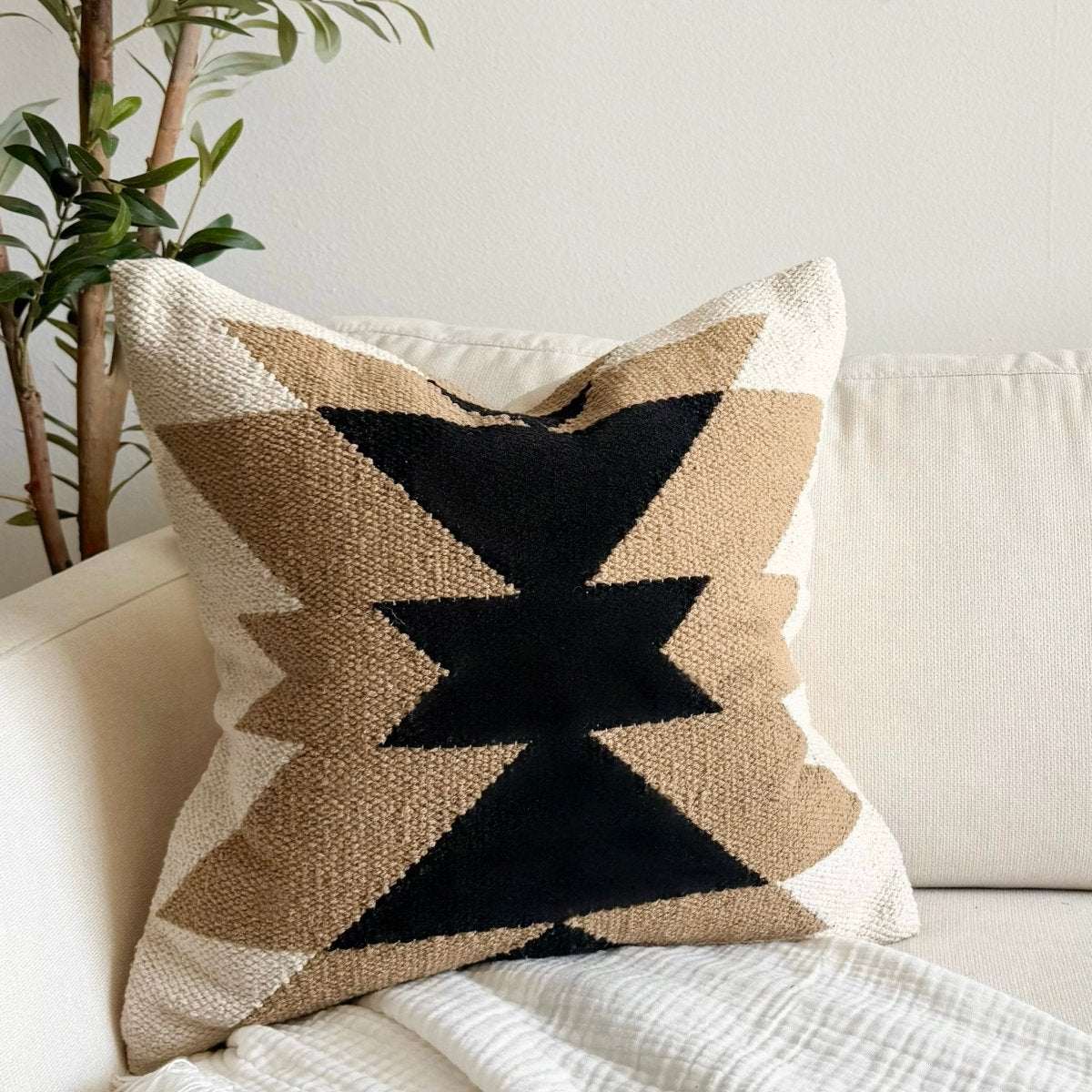 Busa Designs Handmade Southwestern Pillow Cover 18x18 - Beige Cotton Aztec