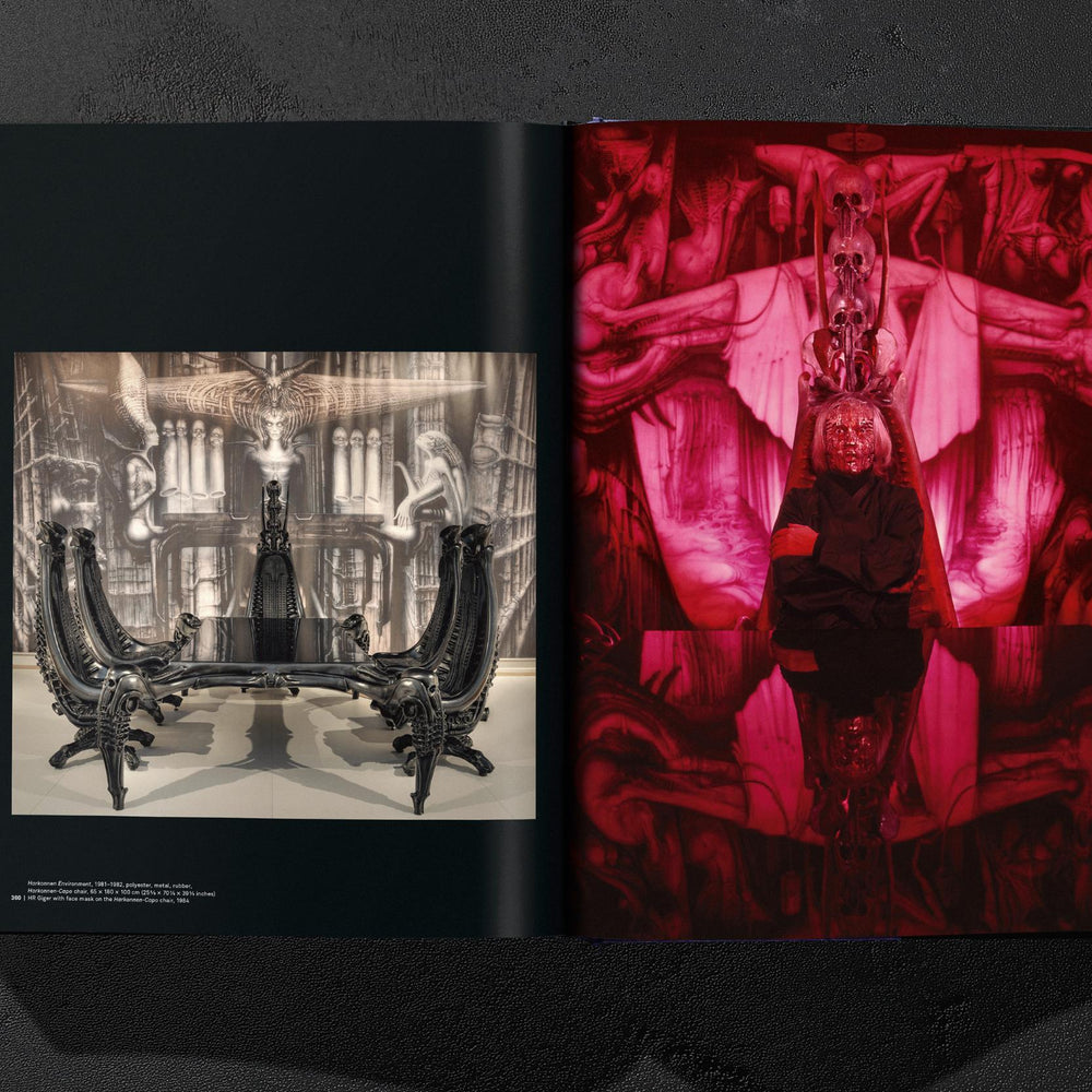 
                      
                        HR Giger (German, French, English)
                      
                    