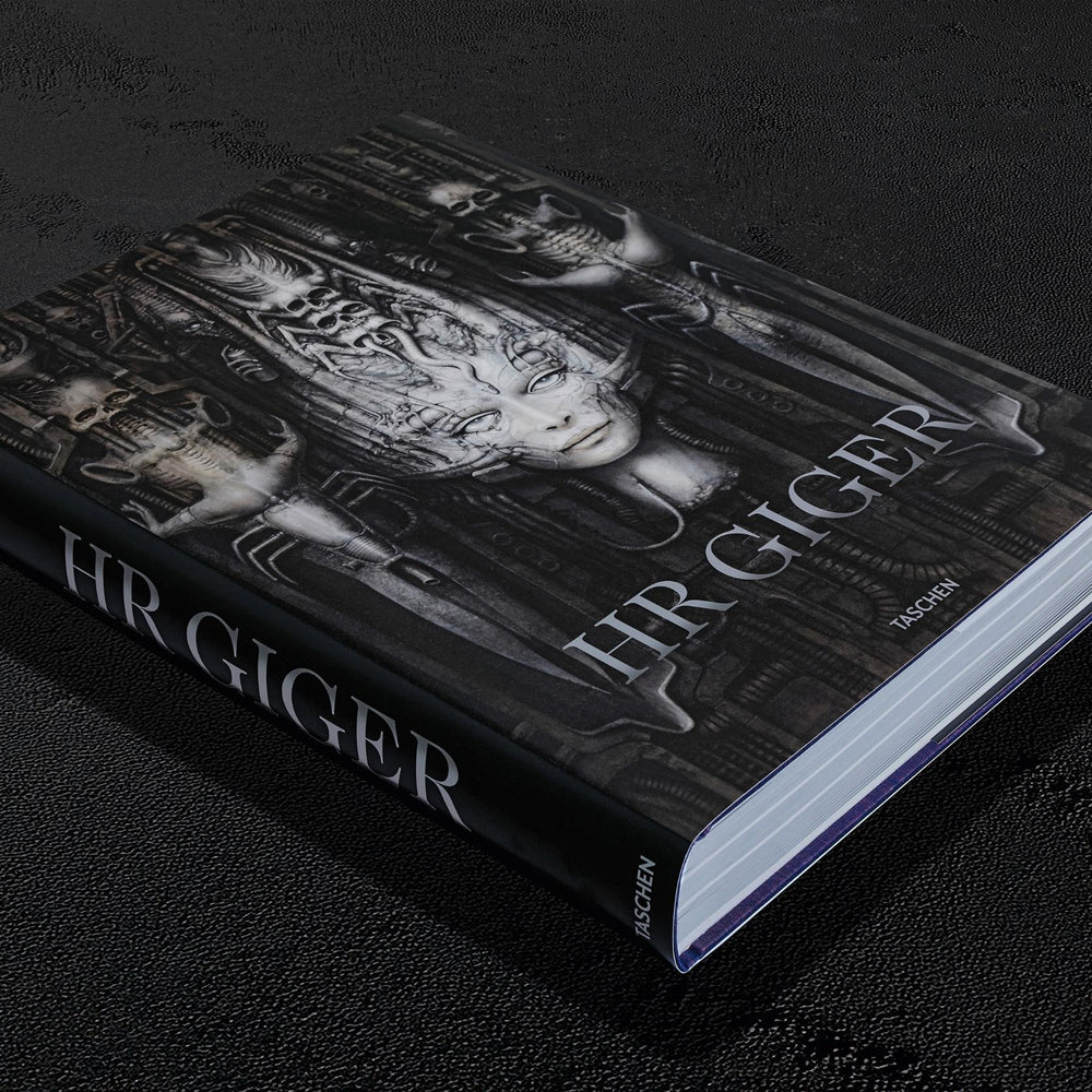 
                      
                        HR Giger (German, French, English)
                      
                    