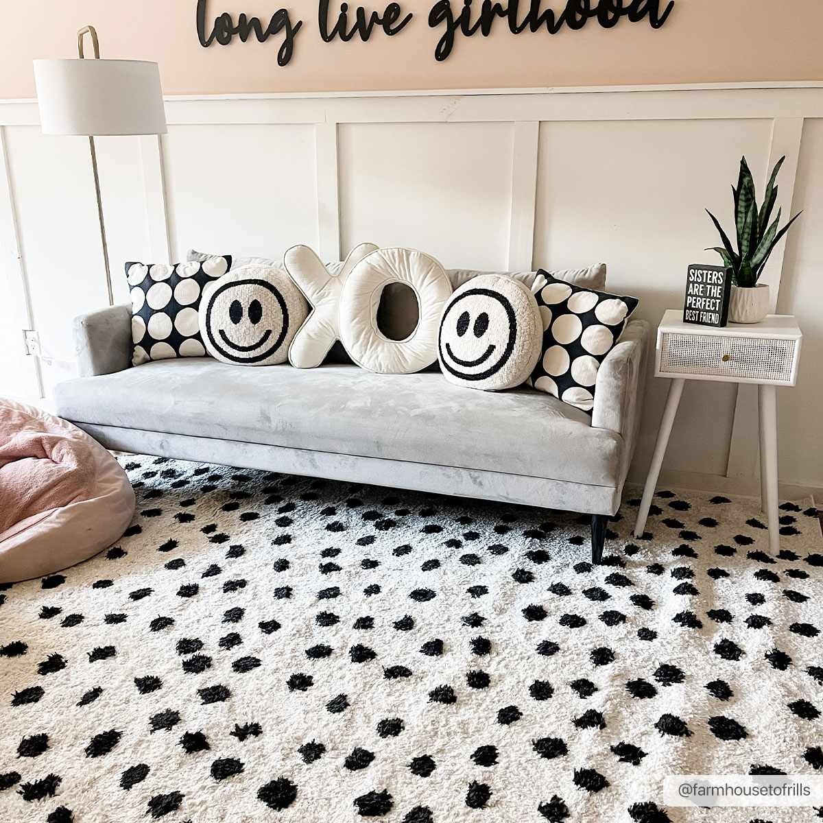 Hauteloom Cansu Black & White Area Rug - lily & onyx
