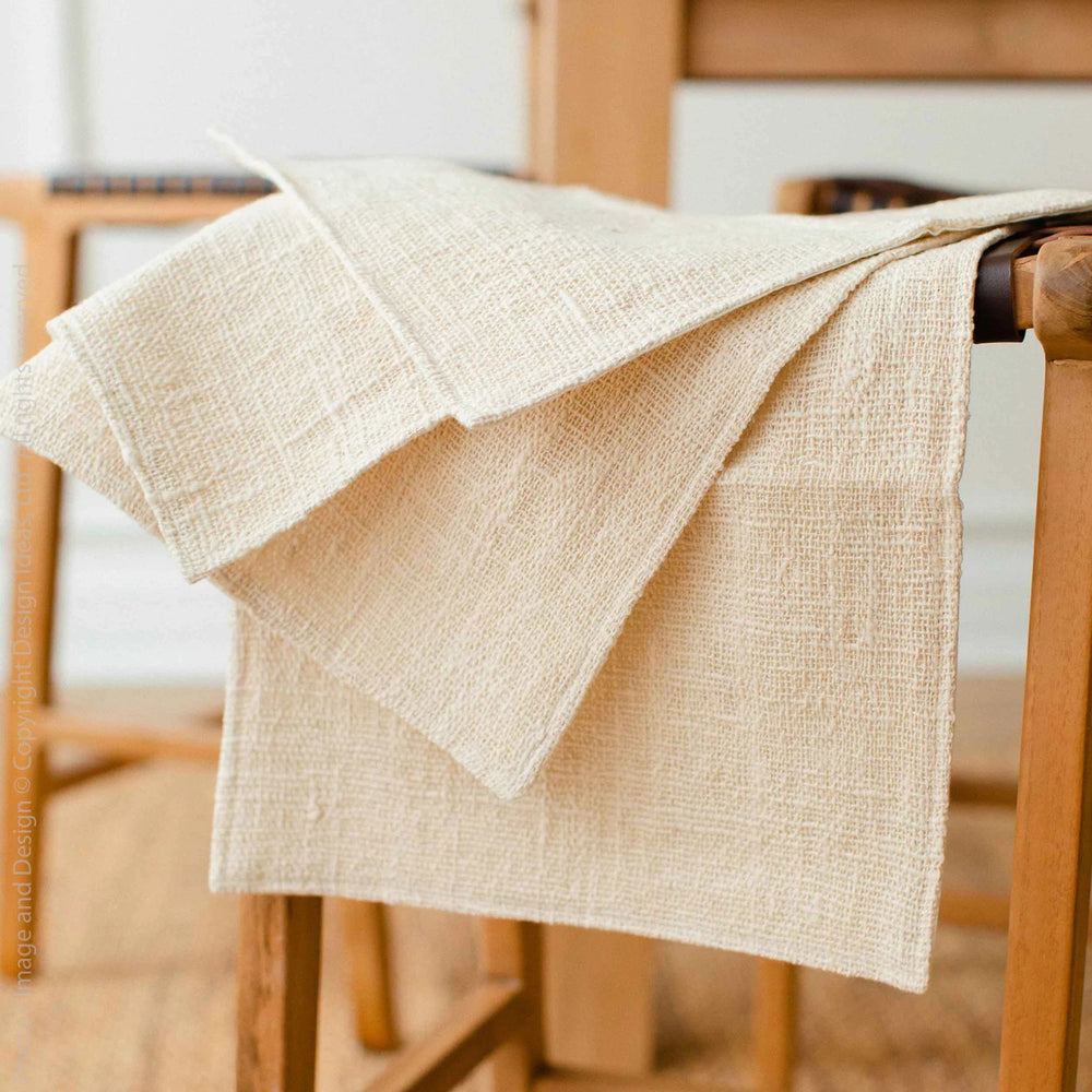 
                      
                        texxture Capri™ Tightly Woven Cotton Placemat - lily & onyx
                      
                    
