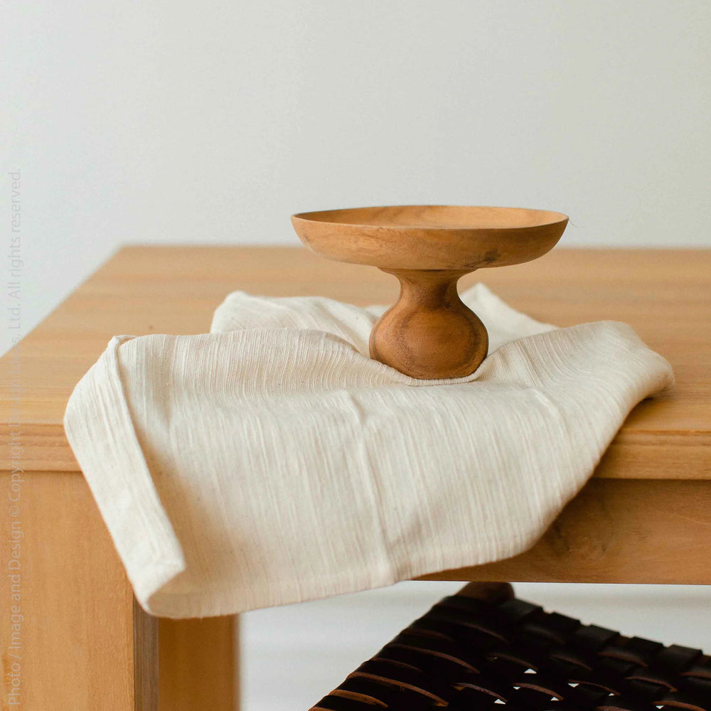 
                      
                        texxture Capri™ Tightly Woven Cotton Placemat - lily & onyx
                      
                    