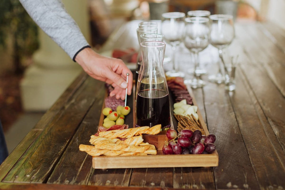 
                      
                        Picnic Time Family of Brands Cava Wine Tasting Kit with 4 Glass Carafes - lily & onyx
                      
                    