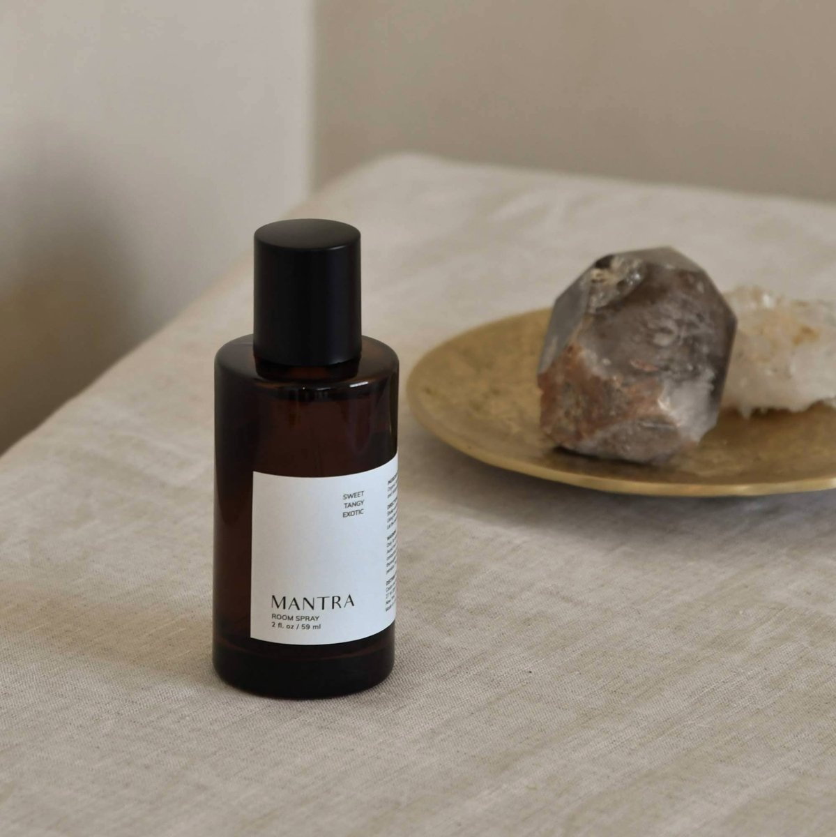 CEDAR AND MYRRH Mantra Wellness Room Spray - Sweet · Tangy · Exotic