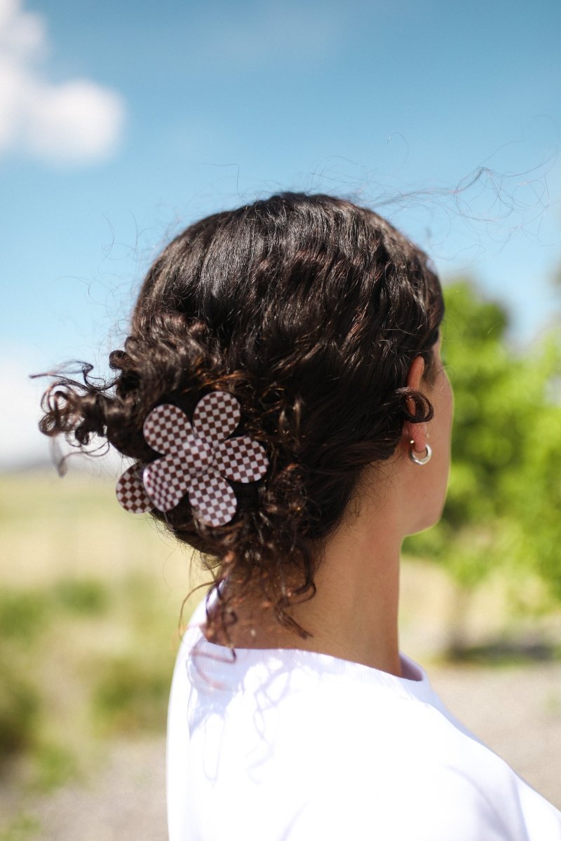 Denim & Daisy Checker Flower Hair Claw Clip | Brown - lily & onyx