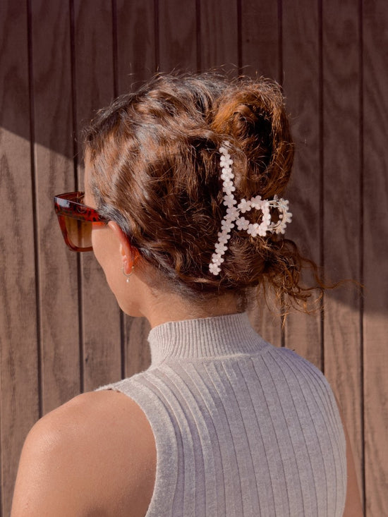 Denim & Daisy Cherry Blossom Hair Claw Clip | Pink - lily & onyx