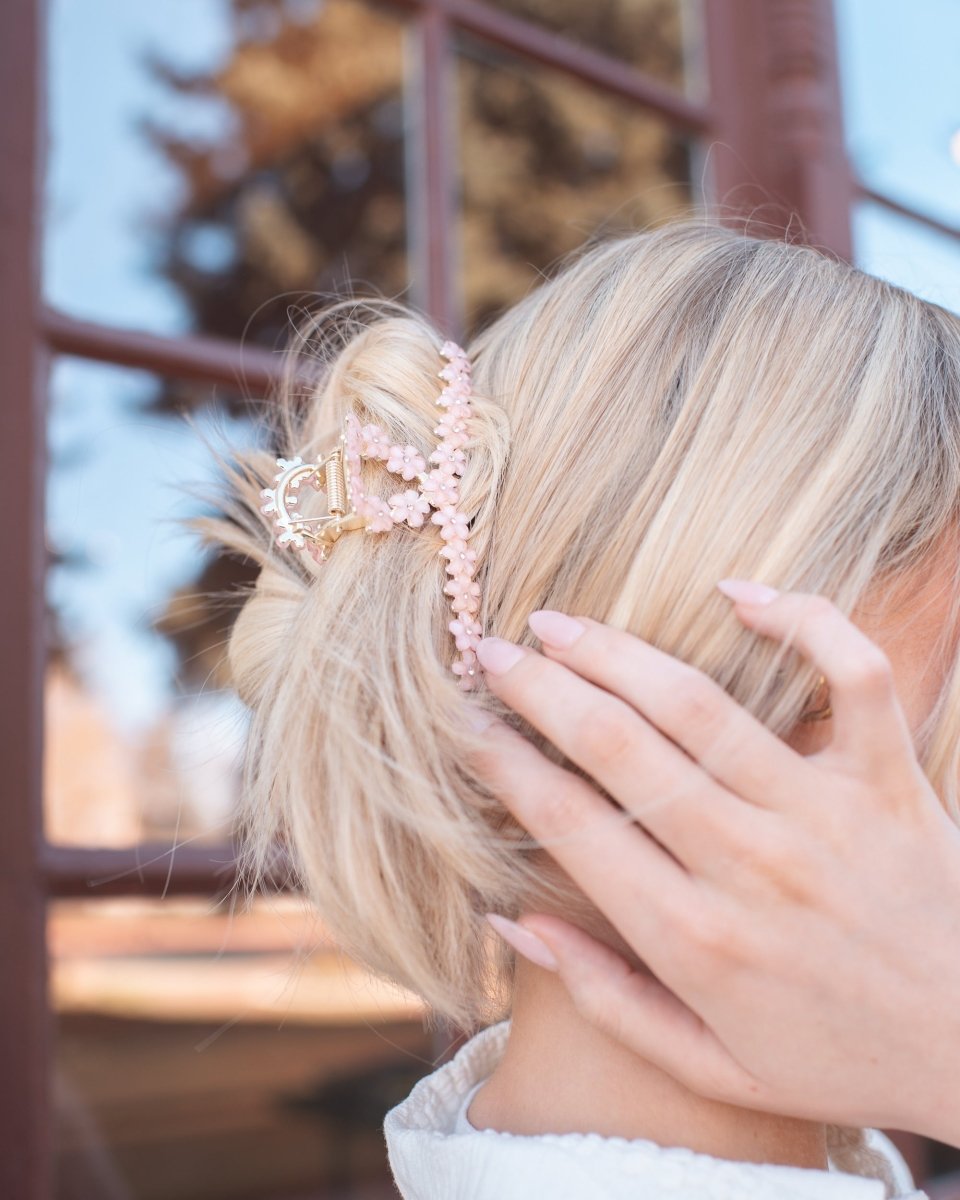 Denim & Daisy Cherry Blossom Hair Claw Clip | Pink - lily & onyx