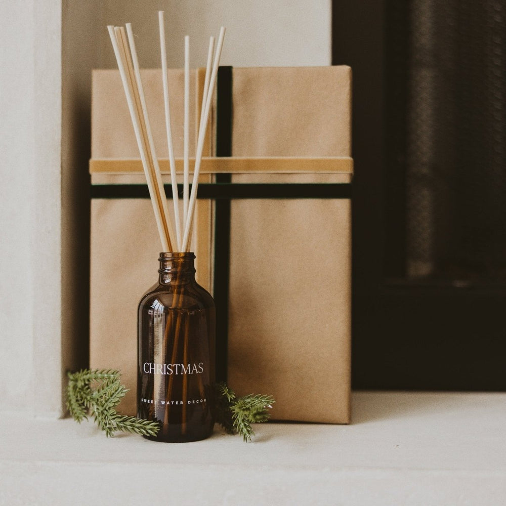 Sweet Water Decor Christmas Amber Reed Diffuser - lily & onyx