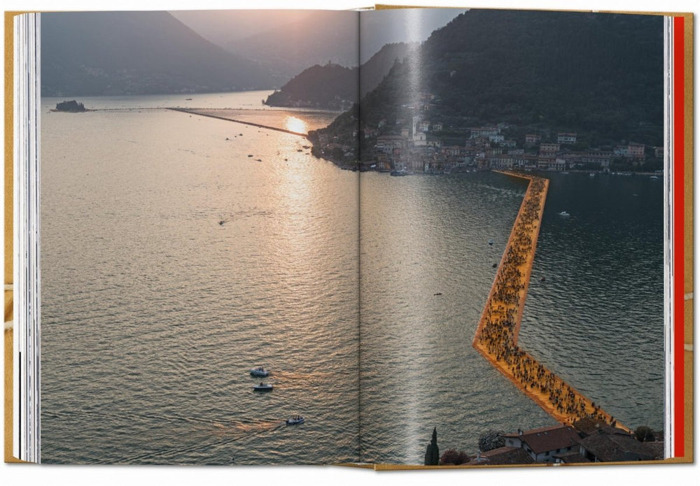 
                      
                        TASCHEN Christo and Jeanne - Claude. 40th Anniversary Edition (German, French, English)
                      
                    