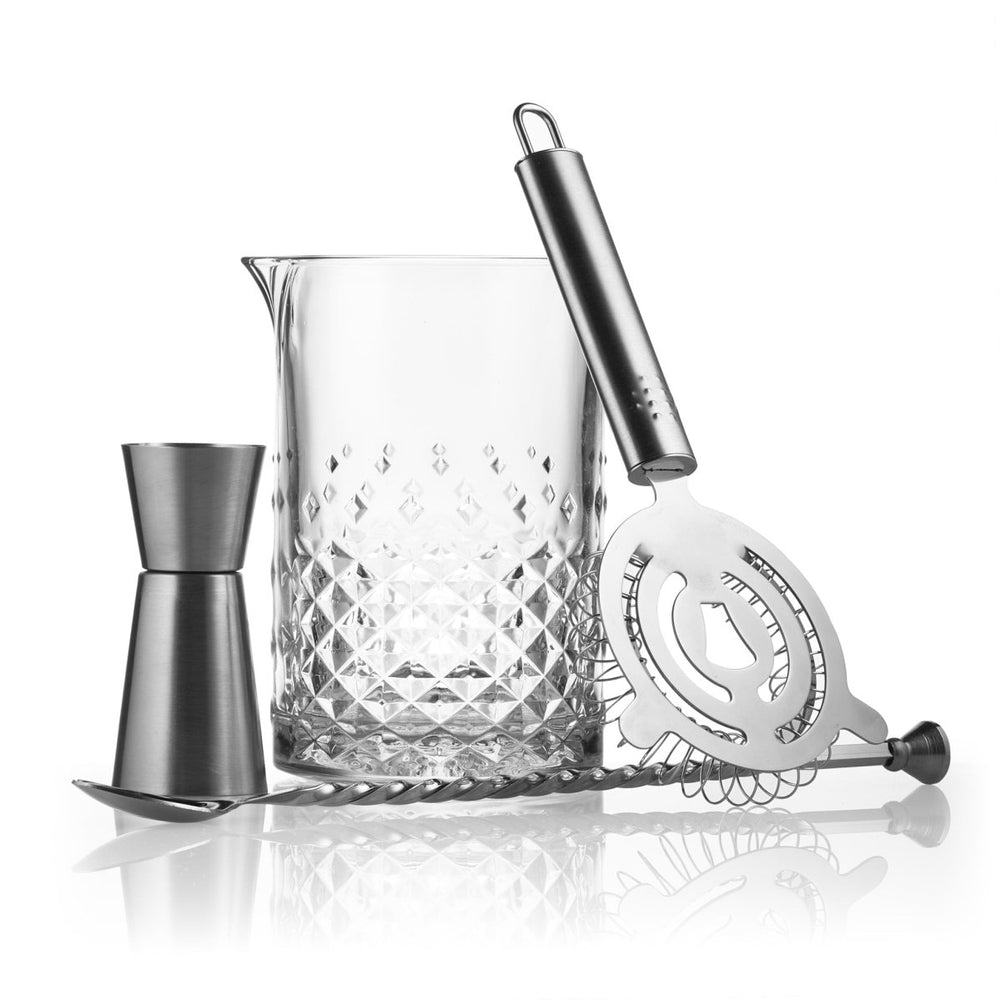 
                      
                        Libbey Classic Cocktail Carats 4 - Piece Bar Mixing Set - lily & onyx
                      
                    