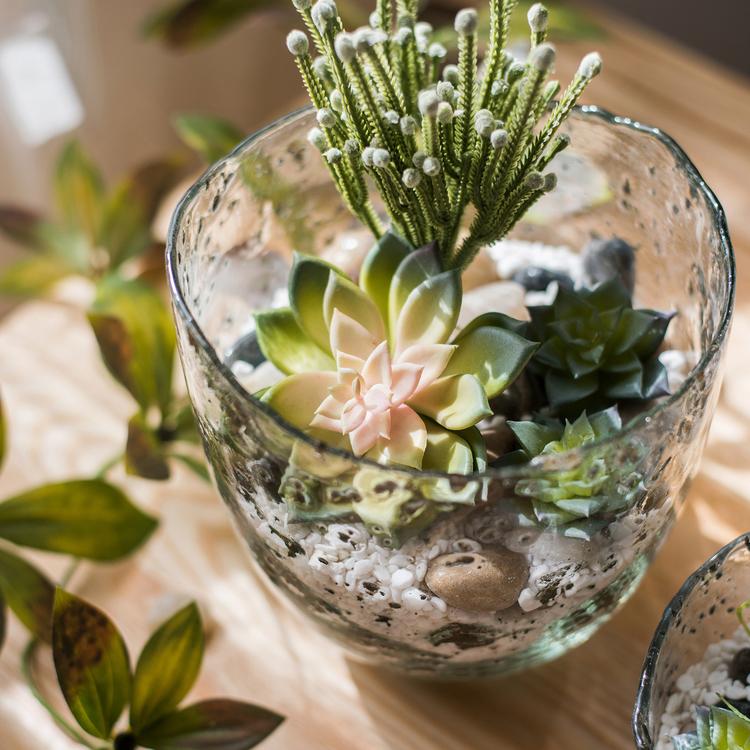 
                      
                        Clear Art Glass Vase
                      
                    