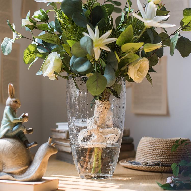 
                      
                        Clear Art Glass Vase
                      
                    