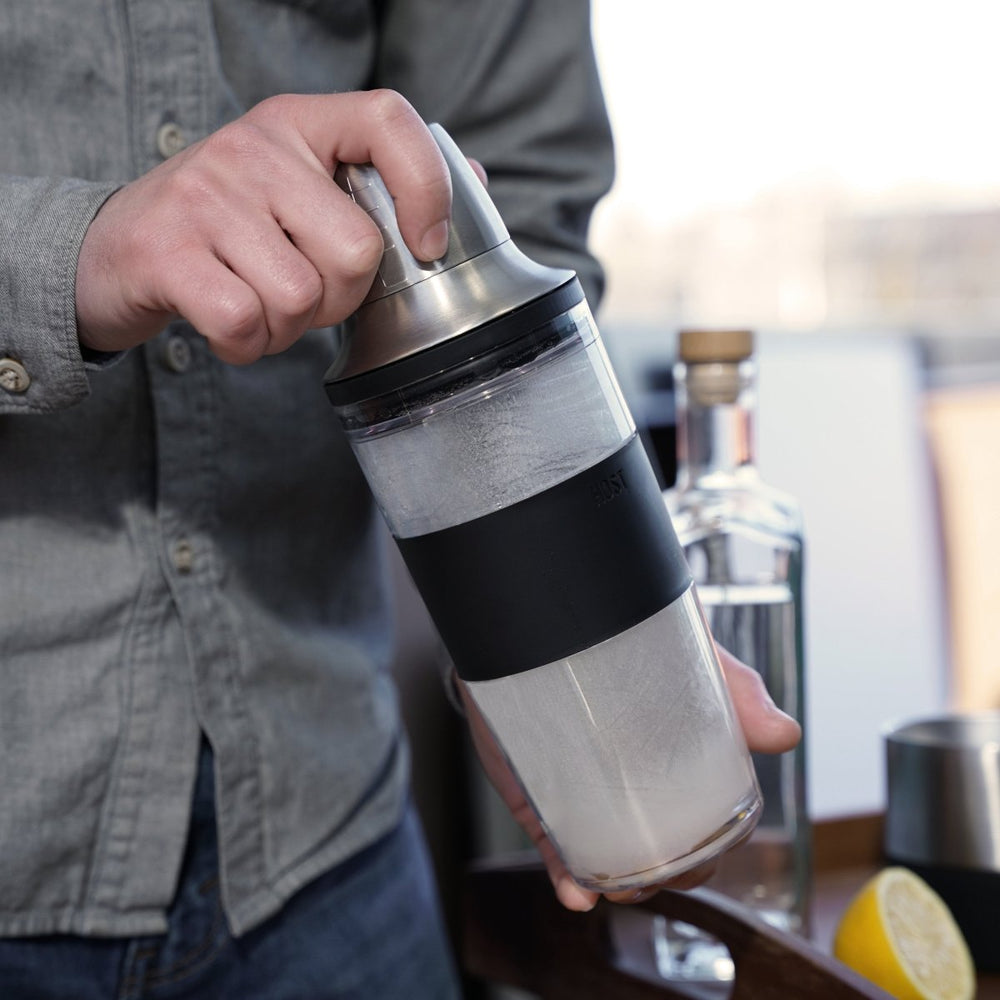 
                      
                        Host Cocktail Shaker FREEZE™, Black - lily & onyx
                      
                    