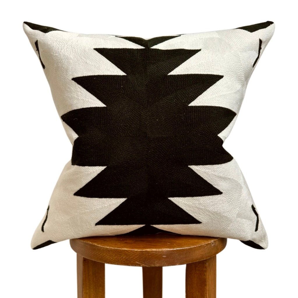 Busa Designs Cortez Aztec Pillow Cover - lily & onyx