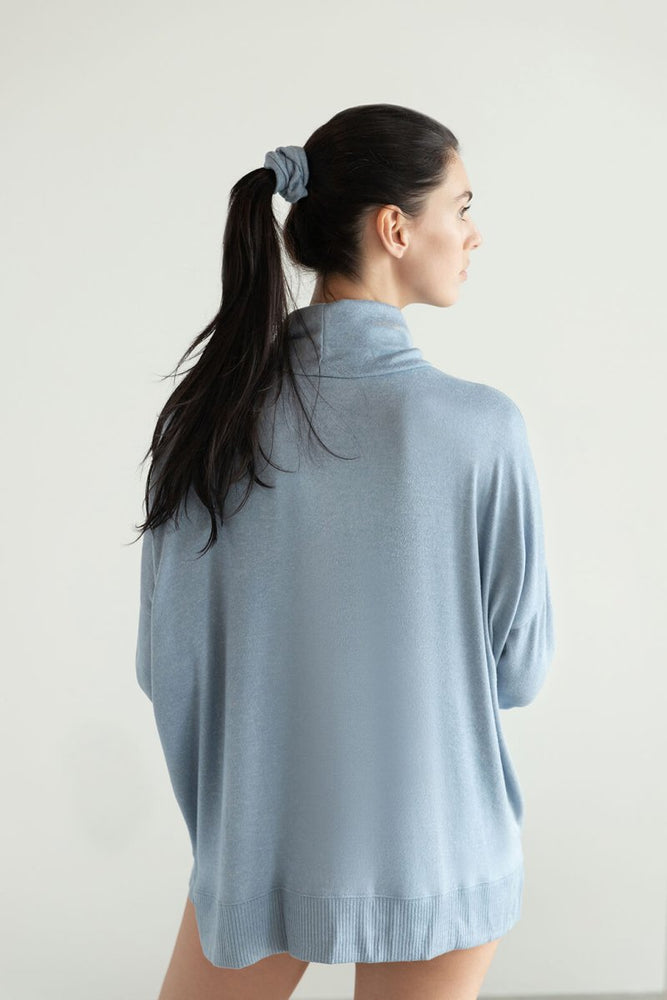 
                      
                        Sunday Citizen Cosset Relaxed Turtleneck - lily & onyx
                      
                    