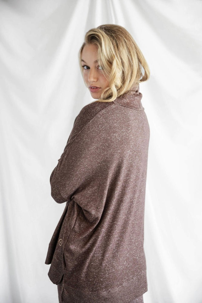 
                      
                        Sunday Citizen Cosset Relaxed Turtleneck - lily & onyx
                      
                    