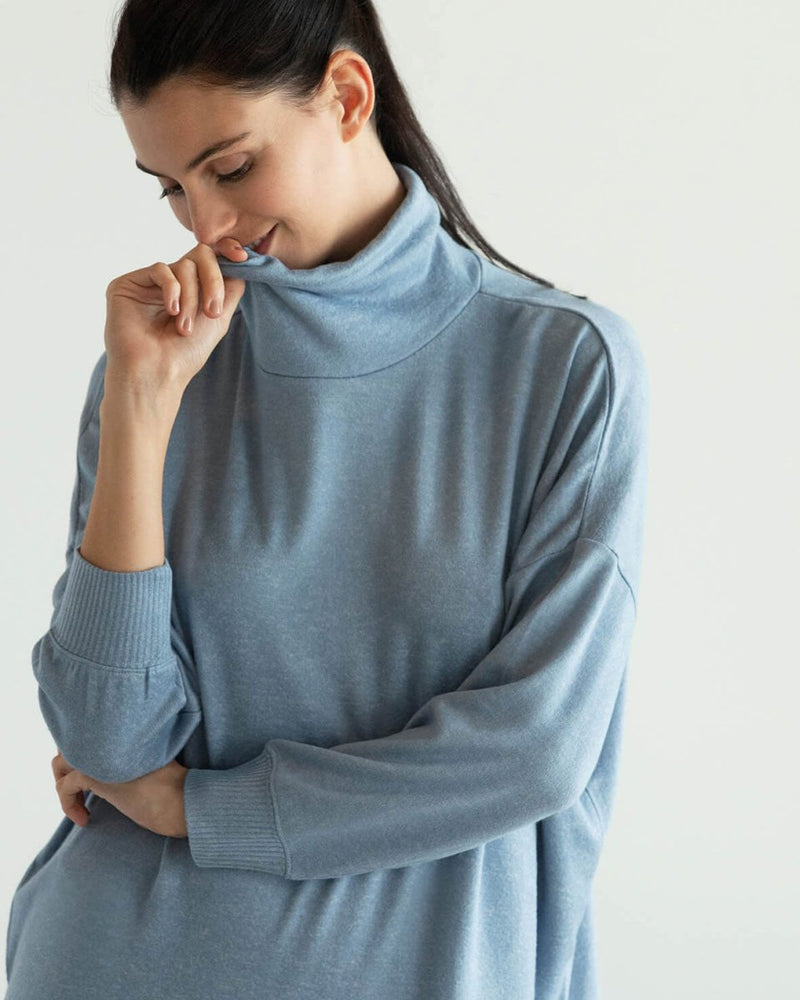 
                      
                        Sunday Citizen Cosset Relaxed Turtleneck - lily & onyx
                      
                    