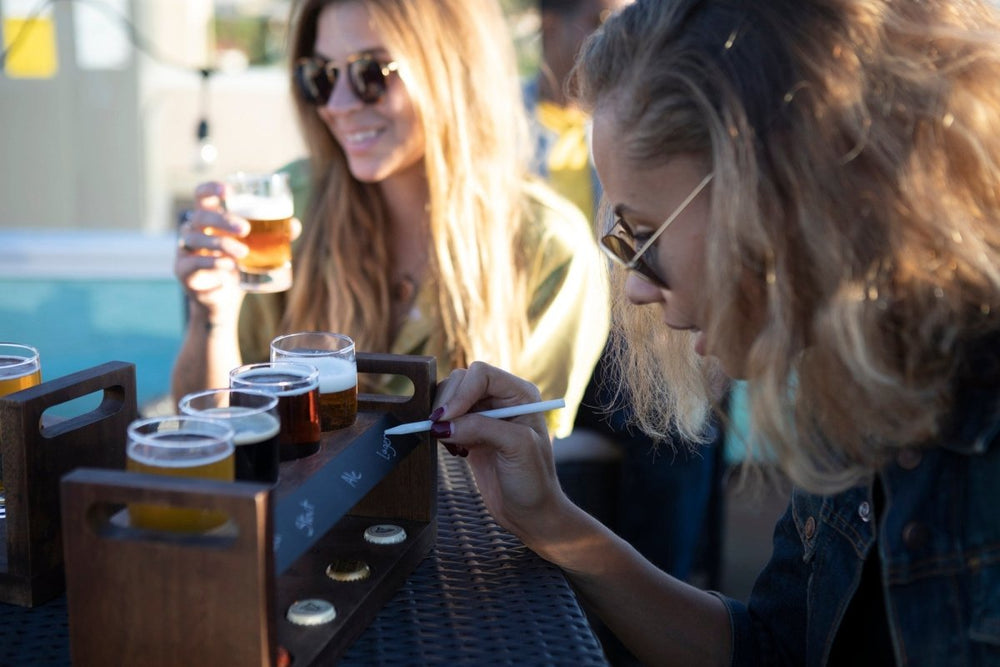 
                      
                        Picnic Time Family of Brands Craft Beer Flight Beverage Sampler - lily & onyx
                      
                    