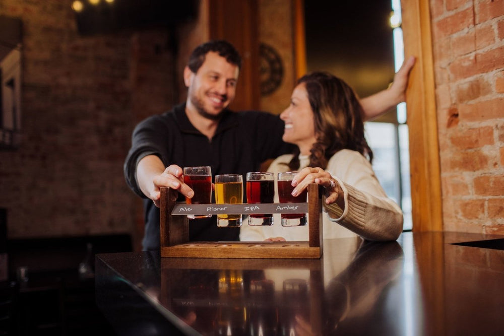 
                      
                        Picnic Time Family of Brands Craft Beer Flight Beverage Sampler - lily & onyx
                      
                    