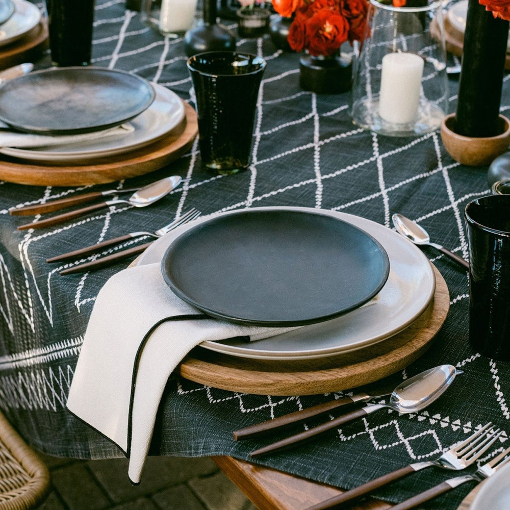 ATELIER SAUCIER Cream Burlap Noir Napkins | Set of 4 - lily & onyx