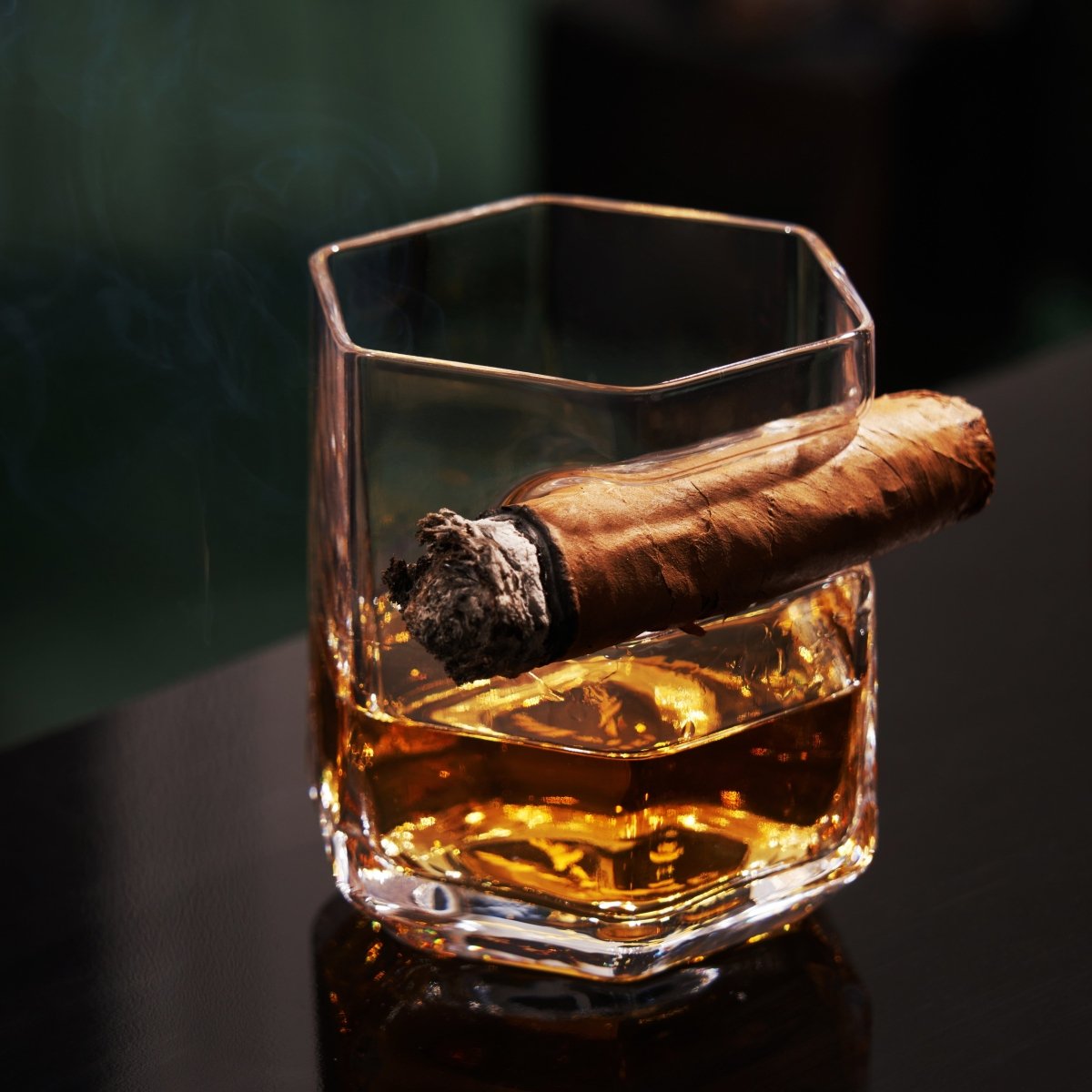 Viski Crystal Cigar Glass - lily & onyx
