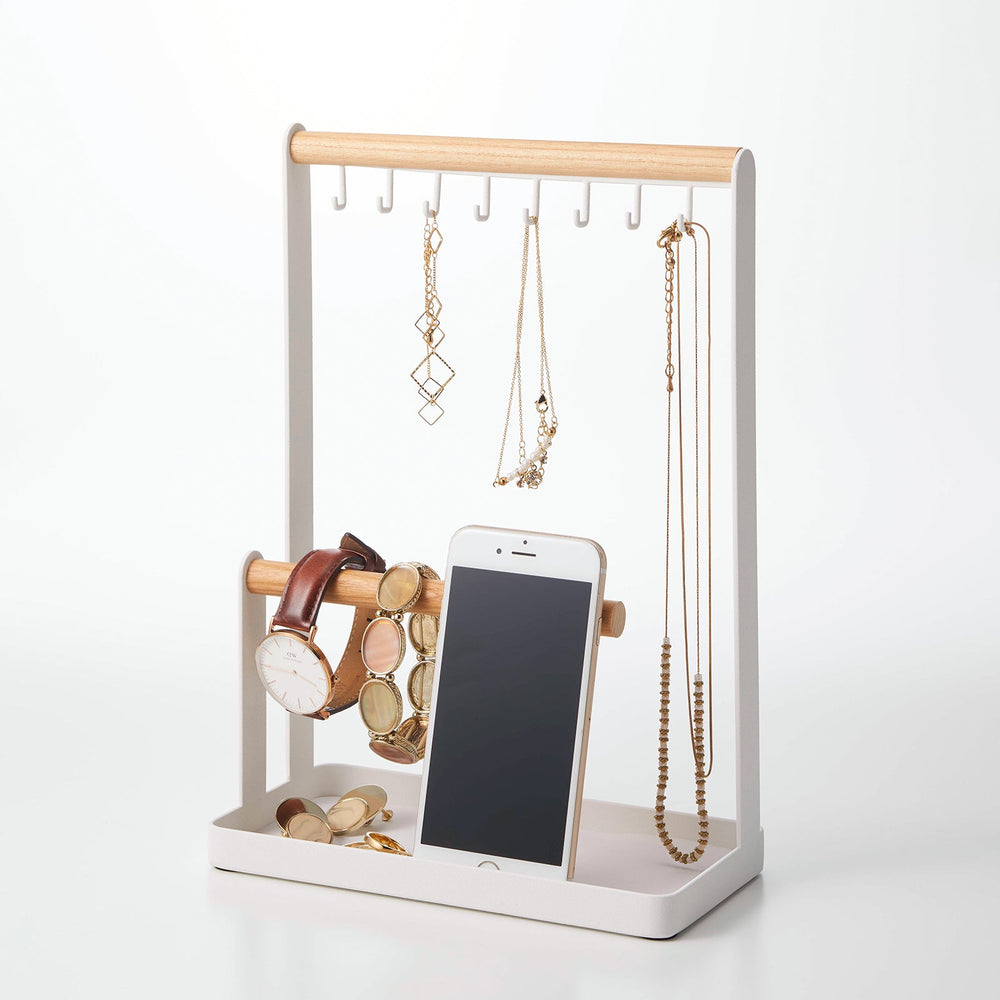 Tosca Jewelry & Accessory Display