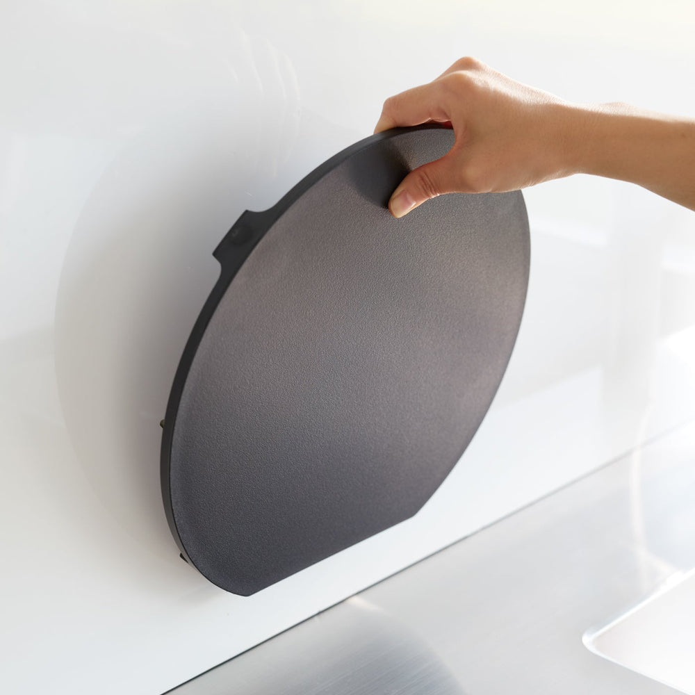 
                      
                        Round Magnetic Cutting Board
                      
                    