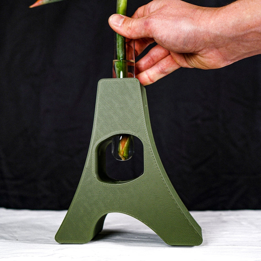 
                      
                        “D” Art Nouveau Propagation Station
                      
                    