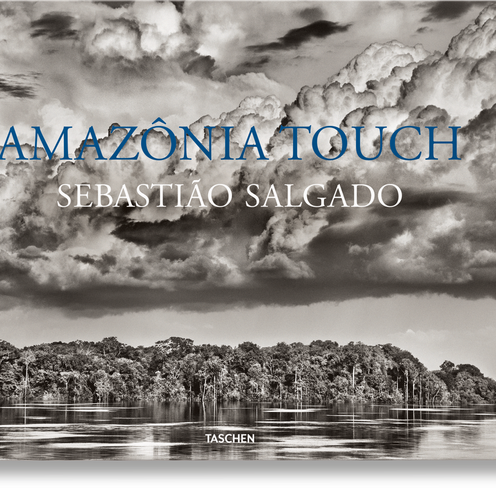 Sebastião Salgado. Amazônia Touch (French, English)
