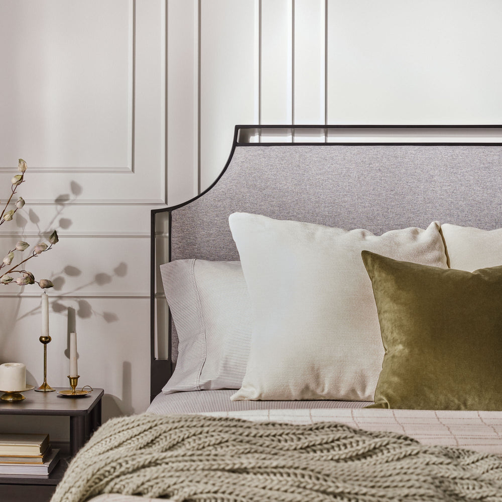 
                      
                        Mimi Upholstered Traditional Metal Queen Bed
                      
                    