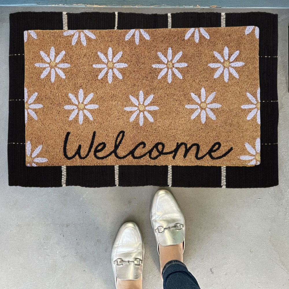 
                      
                        Nickel Designs Custom Doormats Daisies Pattern Doormat - lily & onyx
                      
                    