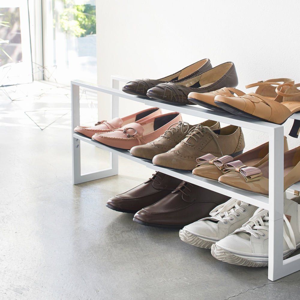 
                      
                        Expandable Shoe Rack
                      
                    